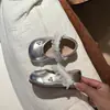 2026 Novo Modelo Sapatos de Princesa com Renda Pérola Prateada para Bebês Meninas, Sapatos de Couro Macios para Bebês Caminharem, Sapatos Mary Jane Infantis