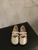 Zapatos Mary Jane estilo retro francés con plantillas interiores que aumentan la altura y correas cruzadas, nueva colección 2025 para mujer, diseño de punta poco profunda, perfectos con vestidos, bailarinas