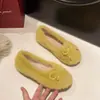 Zapatos mullidos de estilo suave para mujer, colección de invierno 2026, zapatos planos de punta redonda con lazo, zapatos de algodón cómodos sin cordones de suela blanda