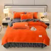 Conjunto de Três ou Quatro Peças de Cor Sólida Espessado em Leite de Pelo Falso Estilo Saia de Cama de Flanela de Inverno Alta Gramatura Dropshipping