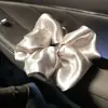Scrunchie versátil de cetim com poá e renda, suave, para mulheres, elástico de cabelo elegante para rabos de cavalo e coques