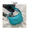 Bolsa Feminina 2025 Nova Moda Outono e Inverno Estilo Coreano Grande Capacidade Bolsa Crossbody Casual Leve Oxford Simples Bolsa de Bolinho