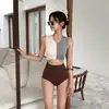 Nuevo Traje de Baño Coreano para Mujer Estilo Fuente Termal Espalda Descubierta de una Pieza Traje de Baño para Vacaciones en la Costa Bikini Traje de Baño Delgado Traje de Baño