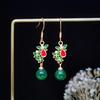 Pendientes artesanales de cobre, dorados y esmaltados de estilo chino vintage con incrustaciones de ágata de imitación y calcedonia. Pendientes estilo hada.