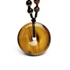 Fábrica de jade jade al por mayor Colgante con hebilla de seguridad de piedra de ojo de tigre amarillo Colgante con piedra de ojo de tigre amarillo
