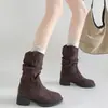 Botas de Cano Curto Aumentadoras de Altura Sazonais First Encounter para Mulheres, Novidade Outono 2026 Maillard Retro Salto Grosso Botas Western Cowboy