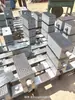 Cuñas de nivelación de tres capas absorbentes de golpes para máquinas herramienta CNC, bases de nivelación ajustables y pies ajustables absorbentes de golpes para nivelar la máquina