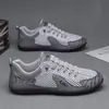 Sapatos Masculinos, Novos Sapatos Esportivos Casuais de Malha Respirável da Moda para o Verão, Sapatos Masculinos Forrest Gump, Tênis de Corrida Leves com Solado Macio