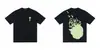 Las camisetas Trapstar están disponibles constantemente, una marca de moda hip-hop de la calle estadounidense, que ofrece camisetas unisex de manga corta holgadas para el verano.