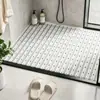 Tapete de piso de PVC perforado antideslizante para baño, tapete para pies con drenaje para regadera, tapete de piso impermeable anti-caídas para baño para uso comercial y doméstico