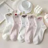 Novas meias de algodão de outono para mulheres, meias de fio pontilhado de cano longo com padrões tridimensionais, meias casuais de cano longo da moda, meias de fio pontilhado para mulheres