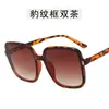 Gafas de sol transfronterizas nuevas 2020 marco europeo y americano de moda elegante gafas de sol de personalidad de moda mi clavo gafas de sol para sesión de fotos callejera