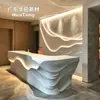 Balcão de recepção em onda de gesso GRG para showroom de alto padrão, balcão de recepção com textura artística, balcão de bar em gesso com design personalizado para projetos