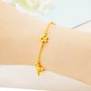 Pulsera de Imitación de Oro de 18K de Lujo Ligero Joyería de Niña Margarita Pequeña Explosiones Transfronterizas Pequeña Fresca Oro Arena Vietnam Joyería de Mano