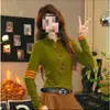 Camisa Chic de Bloques de Color Retro a la Moda Adelgazante Falsa de Dos Piezas Otoño 2026 Top Básico Sencillo de Temperamento