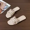 Nuevas Chanclas con Remaches en Forma de H 2025 para Verano, Sandalias de Playa Planas de Moda y Versátiles, Antideslizantes