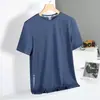 Camiseta de seda helada de verano para hombre, nueva camiseta deportiva de malla fresca, fina, de media manga, suelta, de color sólido, de secado rápido