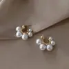 Pendientes Exquisitos de Plata S925 con Cierre de Mariposa y Perla en Forma de C Pendientes Personalizados Versátiles Pendiente de Oreja con Diseño de Nicho Pendientes Elegantes para Mujer