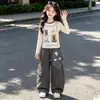 Conjunto de Pantalones Base para Niñas Primavera y Otoño Ropa de Trabajo 2026 Nuevo Estilo Ropa de Otoño para Niñas Niños Grandes Dulce Top Conjunto de Dos Piezas Moderno