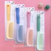 Peine de forma de mango de goma blanda de dibujos animados engrosado, práctico para el hogar, tendencia de peluquería, peine de moda, suministro directo de fábrica