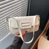 Bolsa de Ombro Nova Estilo Coreano Verão 2025 Casual Moda Bolsa de Axila Moda Feminina Pequena Bolsa de Ombro