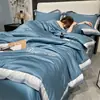 Colcha de Verano Nueva Lavable de Tencel, Juego de Cuatro Piezas de Colcha Lavable para Aire Acondicionado, Colcha Delgada de Verano de Seda de Hielo Individual/Doble