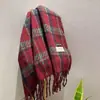 Cachecol Xadrez Vermelho de Natal para Mulheres no Outono e Inverno Estilo Coreano Imitação de Caxemira Luxo Acessível Alta Qualidade Cachecol Xale Quente