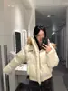 Gola de pelo removível retrô, espessa, jaqueta puffer de couro PU estilo preppy com parte superior bordada e peça externa com capuz, disponível em estilo para casal