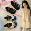 Zapatos de Princesa de Color Sólido Estilo Universitario para Niñas, Zapatos Pequeños de Cuero Suaves y Antideslizantes, Zapatos de Vestir Individuales de Moda Nuevos para Niñas Pequeñas