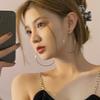Aretes de perlas con aguja 925 para mujer, colgantes en la parte trasera, estilo ins, nuevo estilo caliente, modernos, lisos, circulares, nicho, aros para la oreja, venta al por mayor