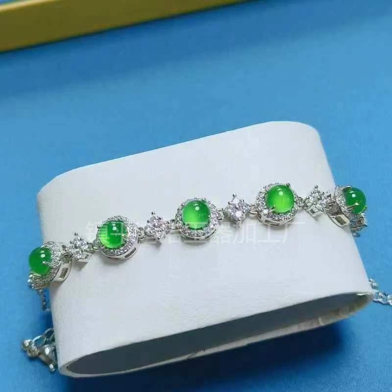 玉髓镶嵌四叶草手链
