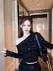 Pure Desire Mulher Sexy Clavícula Gola Assimétrica Manga Longa Strass Camiseta Feminina Ombro a Ombro Slim Fit Top Curto