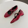 Zapatos de moda para mujer con tira cruzada 2026 otoño e invierno nuevos zapatos Mary Jane de punta redonda que aumentan la altura, zapatos pequeños de cuero, zapatos de vestir