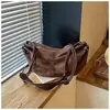 Bolso Pequeño Versátil de Ante Patchwork para Mujer 2026 Nueva Moda Súper Caliente Nicho Bolso Croissant Bolso Cruzado Bolso Dumpling