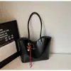 Bolso de mano retro minimalista para mujer, nuevo bolso casual de gran capacidad para el trabajo, bolso de un solo hombro de moda para madre e hija
