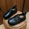 Gu Yun Estilo Britânico Sapatos Pequenos de Couro Femininos 2026 Outono Novo Casuais Sapatos Birkenstock Versáteis Slip-on Mocassins Femininos