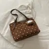 Bolso de mujer transfronterizo de gran capacidad, nueva colección otoño 2026, bolso de hombro versátil y a la moda, bolso tote moderno y casual para el trabajo y el uso diario