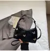 Bolsa Pequena de Borboleta de Luxo para Mulheres 2025 Nova Moda Popular para Trabalho e Dia a Dia Bolsa de Mão Bolsa de Ombro Único Transversal Tendência