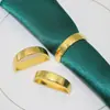 Nuevo hotel dorado mate hebilla de servilleta semicircular con letra D anillo de servilleta de metal simple anillo de servilleta creativo venta al por mayor de fábrica