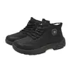 Sapatos masculinos de algodão, coleção de inverno 2026, forrados com fleece e espessados para uso externo, antiderrapantes e impermeáveis, projetados para homens de meia-idade e idosos, proporcionando calor e proteção em condições de neve.
