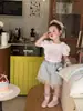 Conjunto de Verão Curto para Meninas, Conjunto de Duas Peças de Shorts Jeans com Renda Estilo Coreano Fino, Roupa de Verão para Bebê para Sair