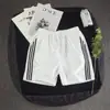 Pantalones Cortos Deportivos de Tres Rayas Estilo Academia Estilo Hong Kong para Estudiantes Menores Pantalones de Playa de Verano Ajustados Pantalones de Tres Puntos Estilo Coreano
