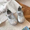Sapatos de Couro Novos para Crianças Primavera e Outono Sapatos de Princesa Simples Moda Sapatos Individuais com Uma Tira Sapatos Elegantes para Crianças Atacado