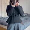 2026 Nova Moda Popular de Inverno Estilo Coreano Único e Super Estiloso Blazer Curto Preto Acinturado para Mulheres