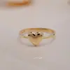 Fábrica Sanjie directo TEMU transfronterizo caliente nuevo moda simple anillo de aleación anillo de compromiso para damas europeas y americanas