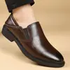 Zapatos de Cuero para Hombre Transfronterizos, Nuevo Estilo Primavera, Zapatos Slip-On Británicos de Suela Blanda, Calzado Formal de Negocios, Zapatos de Boda para Novio