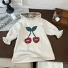 Vestido moletom com capuz forrado em fleece estilo coreano para meninas, coleção outono/inverno 2025, design fofo de cereja para meninas pequenas