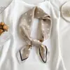 Pañuelo Cuadrado Pequeño Estilo Japonés y Coreano para Primavera y Verano 2024, Pañuelo de Seda con Lunares Dulces, Pañuelo de Seda Sintética, Pañuelo Elegante y con Atmósfera, Protección Solar para Mujeres