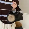 2026 Nuevo Bolso Boston Estilo Nicho con Patrón de Lichi, Bolso de Mano Versátil, Bolso Cruzado de Hombro Casual y Elegante para Mujer