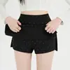 Foto Real de Falda con Estampado de Lunares Blancos para Mujer, Nueva Versátil Primavera/Verano 2026 Pantalón Falda Corto Antiexposición Línea A Ajustado a la Cadera